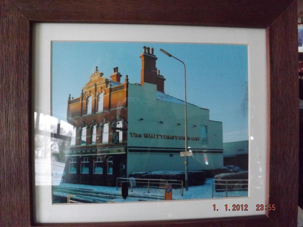 Hotel The Whittington And Cat Kingston upon Hull Exterior foto